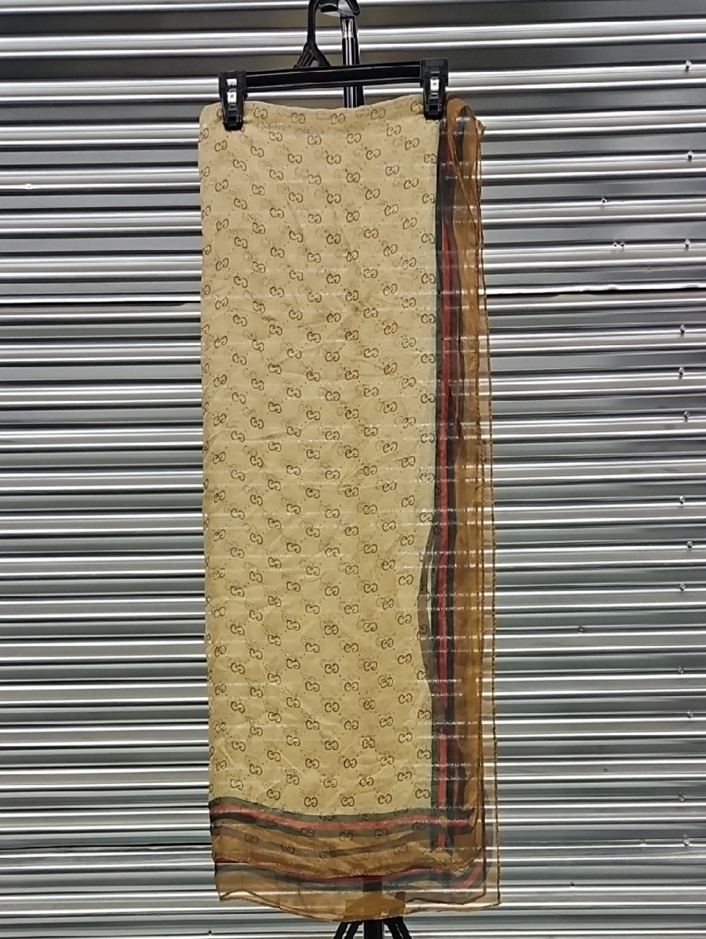 Gucci Beige Sheer Scarf with Navy and Red Accents